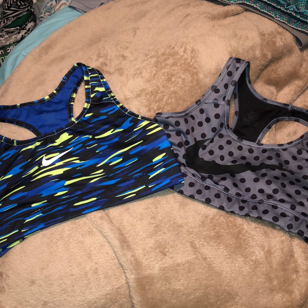 2 Nike sports bras
